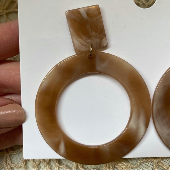 ☯︎Brown marbled hoop earrings☯︎ - Picture 3 of 3